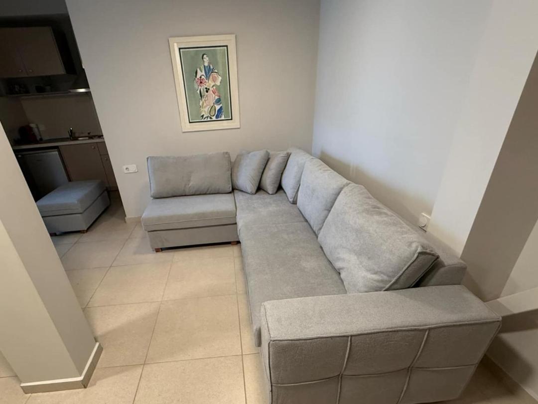Stylish Studio Apartment - 8F House กาลามาตา ภายนอก รูปภาพ
