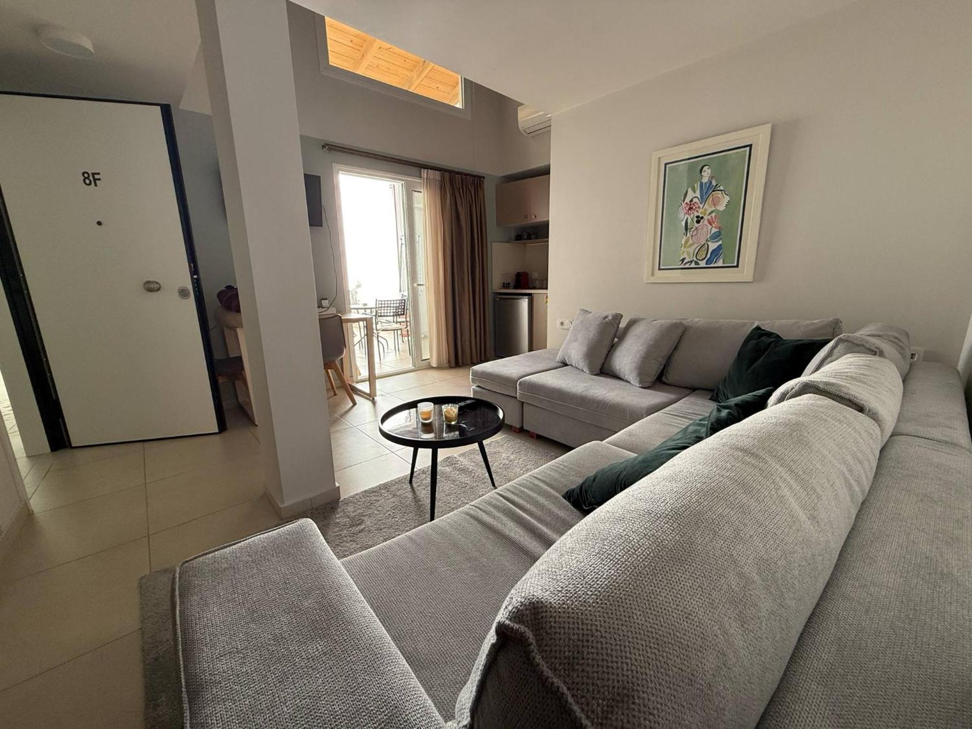 Stylish Studio Apartment - 8F House กาลามาตา ภายนอก รูปภาพ