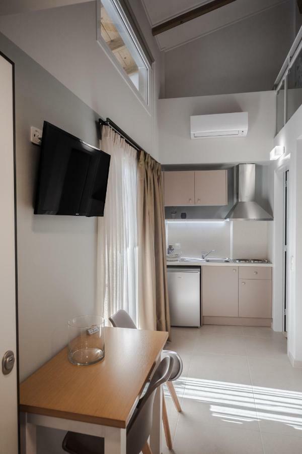 Stylish Studio Apartment - 8F House กาลามาตา ภายนอก รูปภาพ